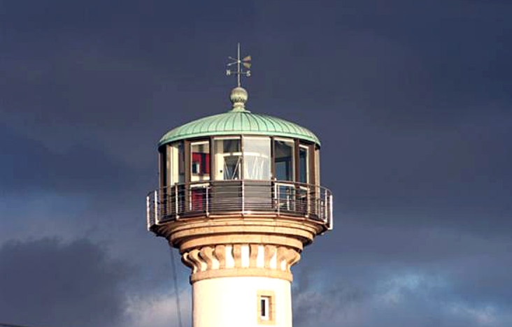 Phare de Kerbel un studio en haut du Phare