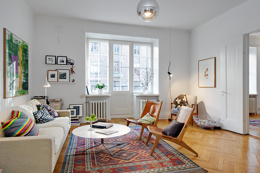 Un appartement à Stockholm ou le jaune domine