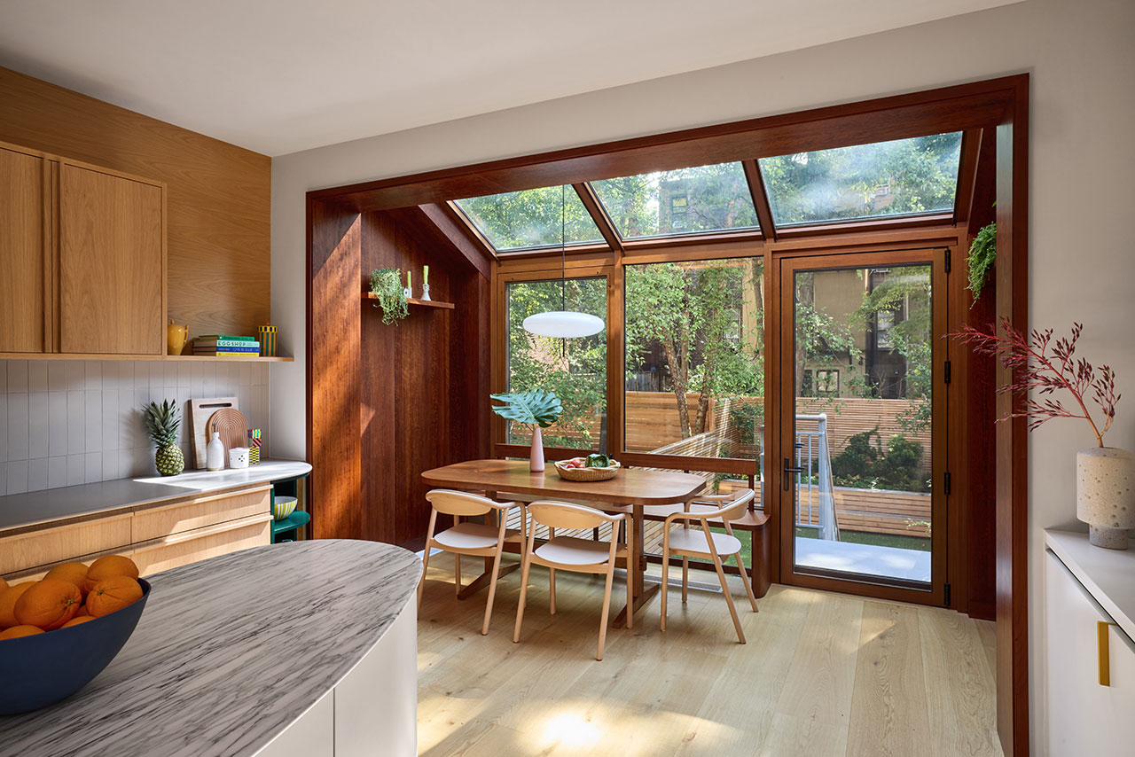 Maison de Ville à Cobble Hill: Solarium au Cœur du Projet