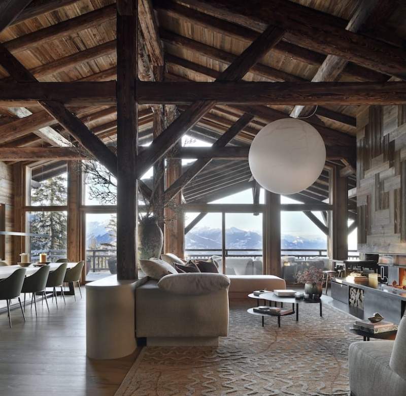 Chalet au Cœur de la Nature: Un Chef-d&rsquo;Œuvre Architectural à Crans-Montana