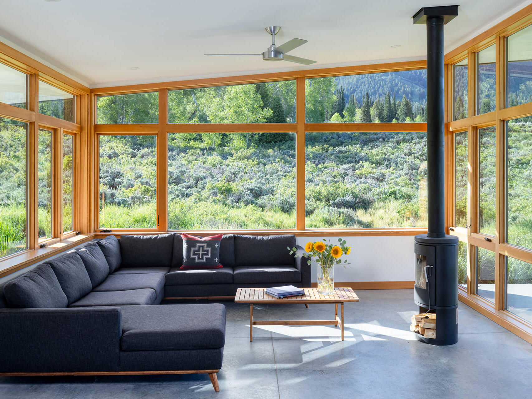 Logan Canyon : la Cabane Off-grid de CAST Architecture