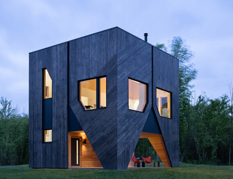 Maison unique cube conçue par le studio d’architecture FORMA