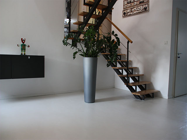 Le béton ciré est un matériau très apprécié dans la maison