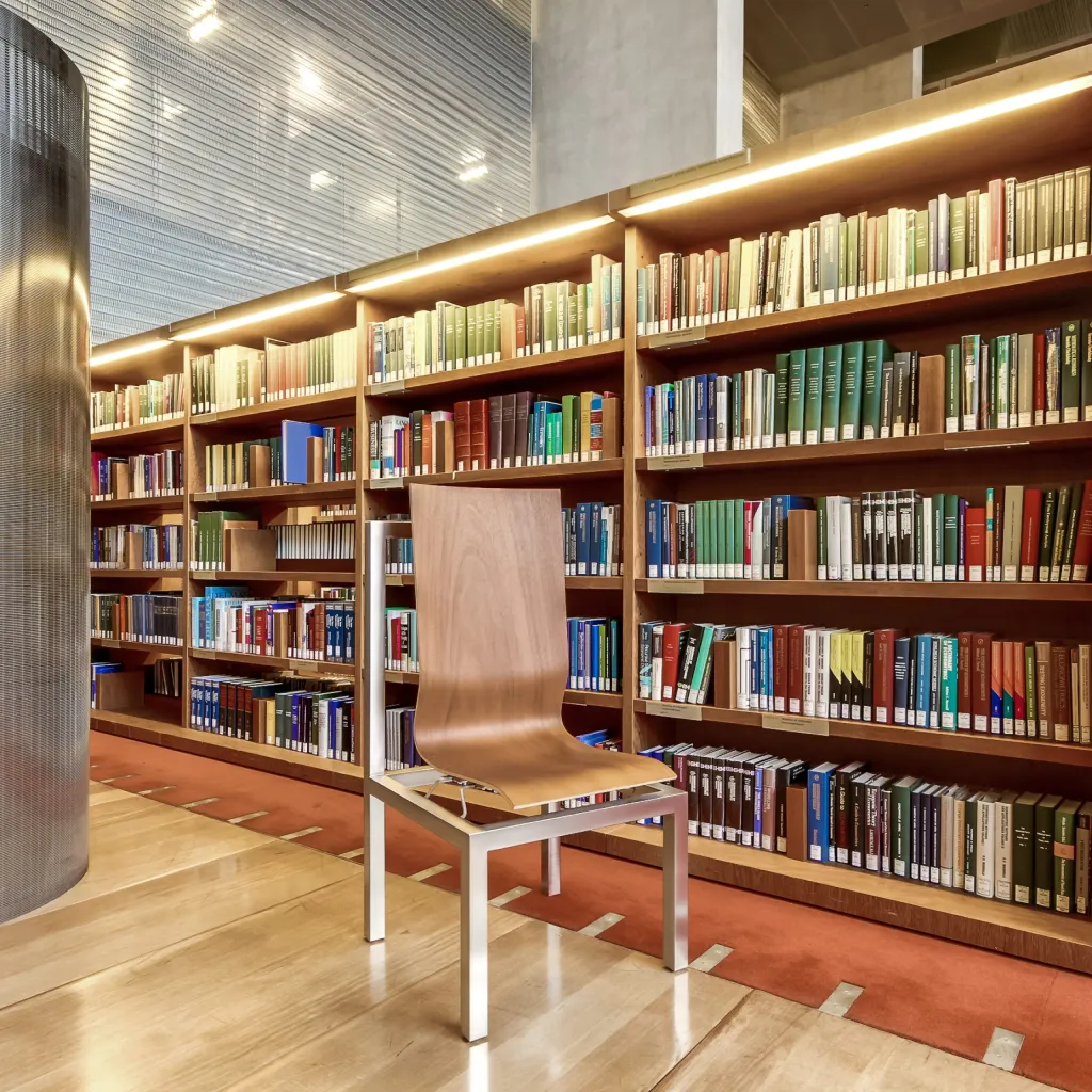 la chaise BNF,par Dominique Perrault et Gaëlle Lauriot-Prevost pour Coedition