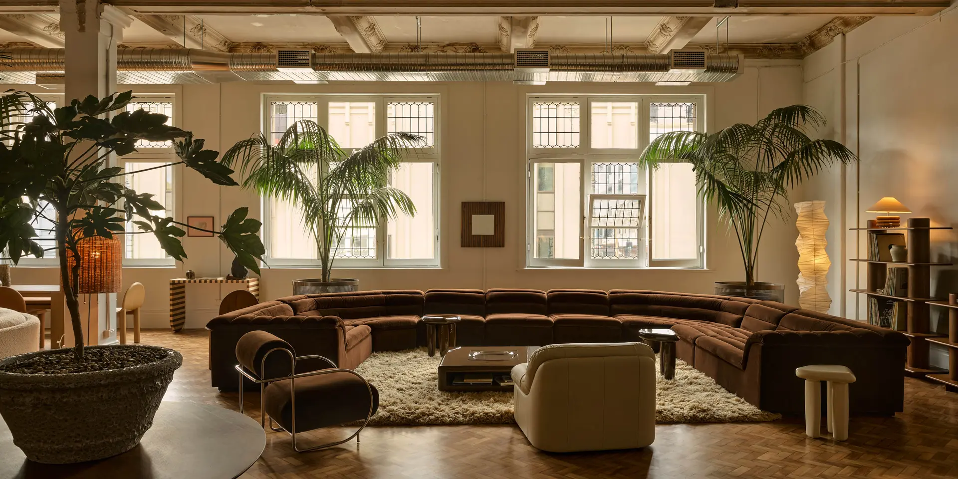 le pop-up store d&rsquo;Ellison Studios à Melbourne ressemble à un hall d&rsquo;hôtel de luxe