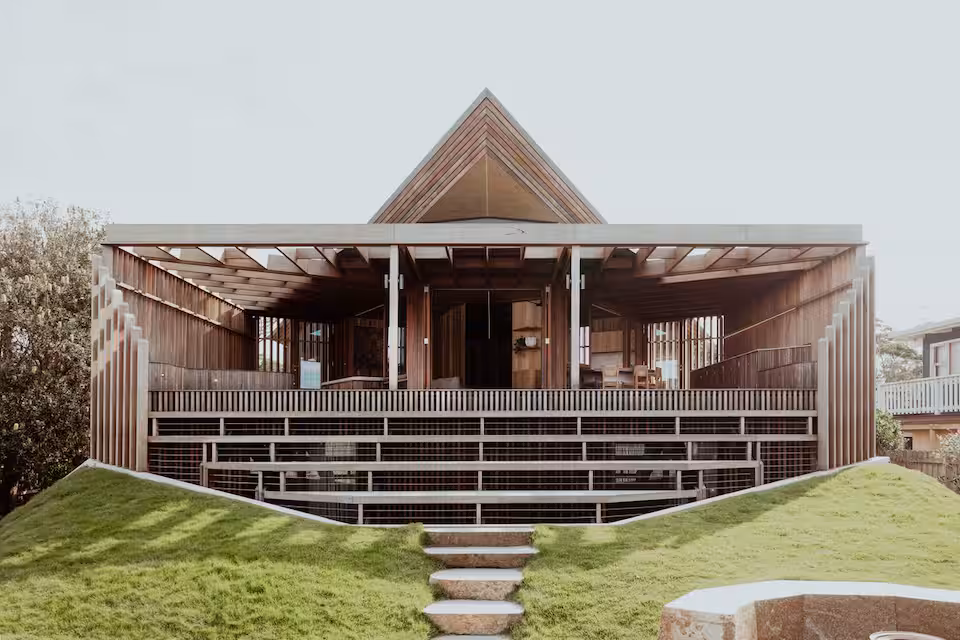 Une maison emblématique en forme de Cake bénéficie d&rsquo;une rénovation architecturale