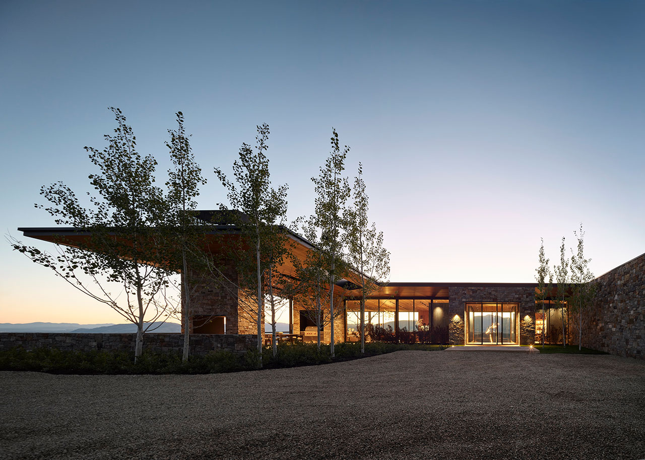 une maison de montagne multigénérationnelle dans le Wyoming