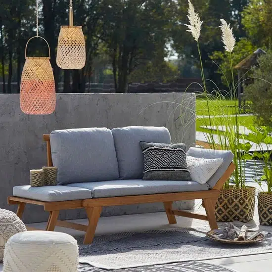 Le canapé de jardin : luxe et confort d’extérieur !