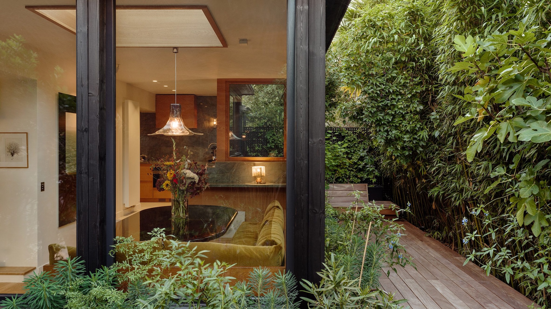 Bagatelle, maison nichée au coeur d’un jardin luxuriant