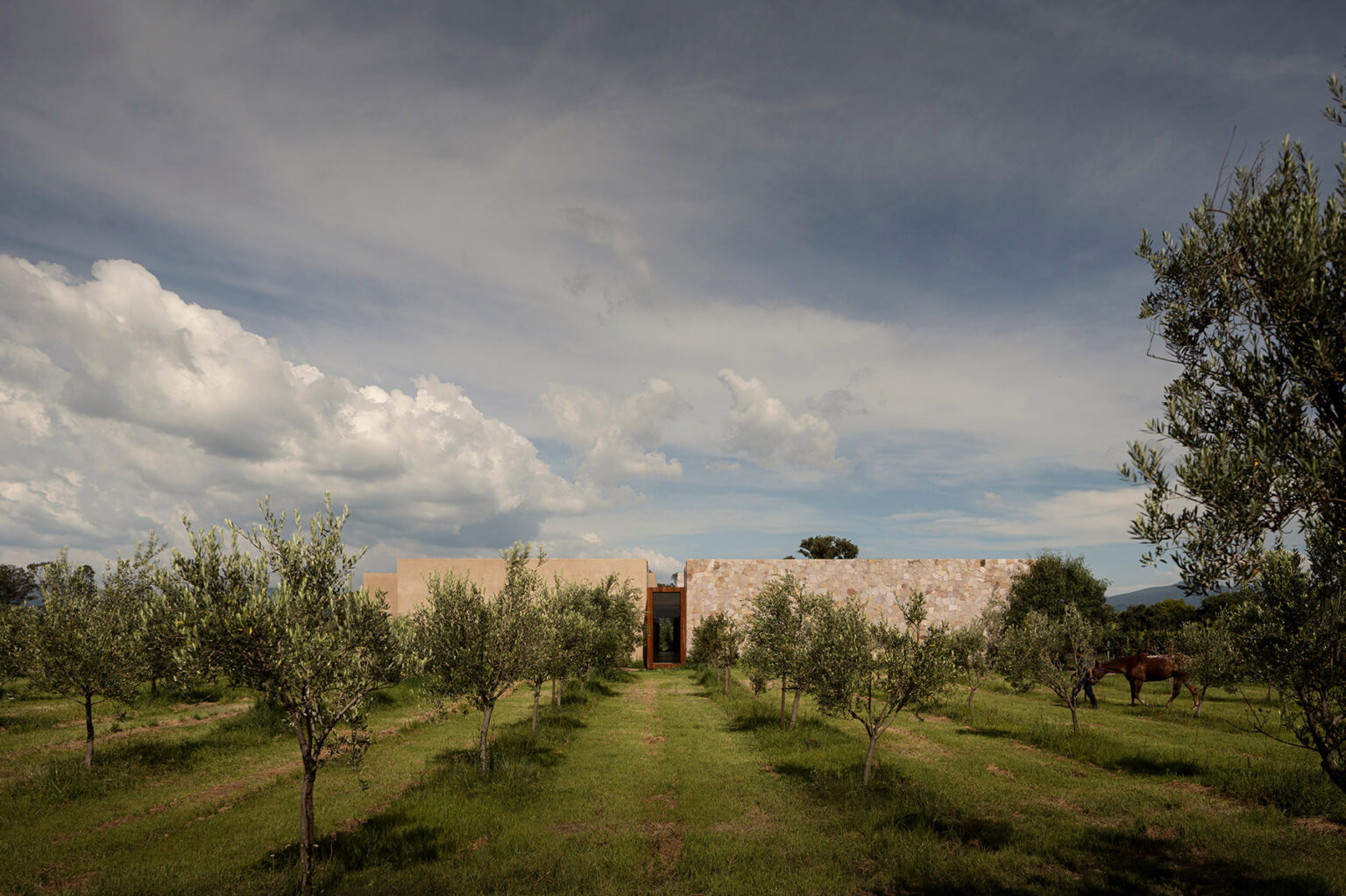 Casa San Francisco  résidence minimaliste située à San Miguel de Allende, au Mexique